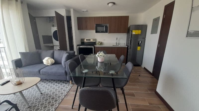 ZONA 12 / CERCA DE LA USAC - APARTAMENTO AMUEBLADO EN RENTA