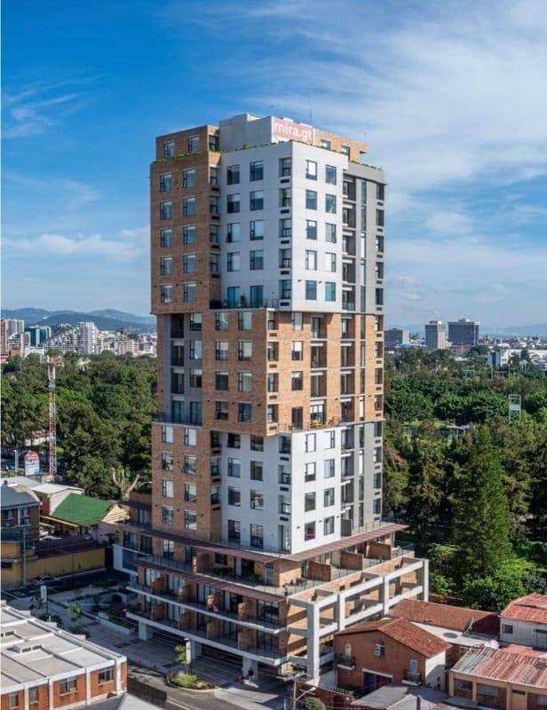 APARTAMENTO EN ALQUILER EDIFICIO MIRA ZONA 10