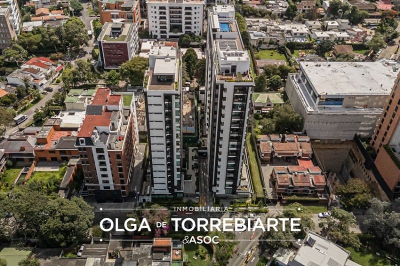 Apartamento en Edificio LIV, zona 15
