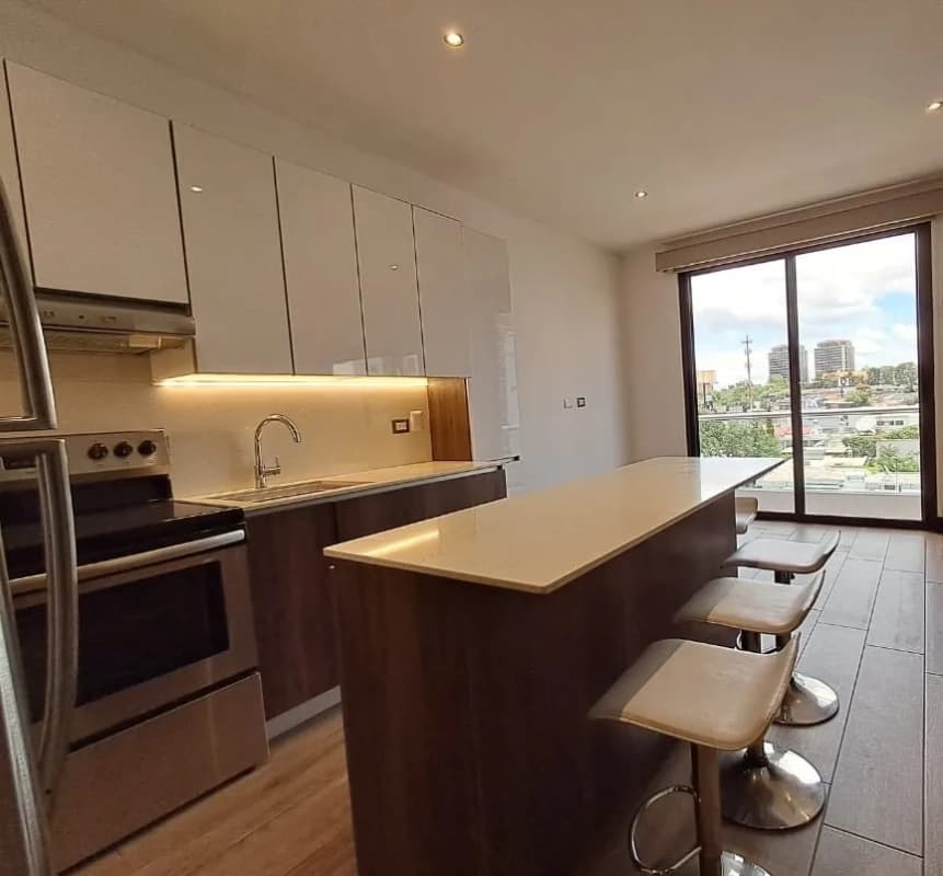 Apartamento en venta zona 10  ya rentado!