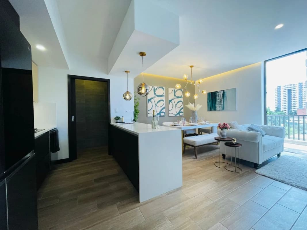 VENTA DE EXCLUSIVOS APARTAMENTOS - CASA IRAE, VH2 ZONA 15