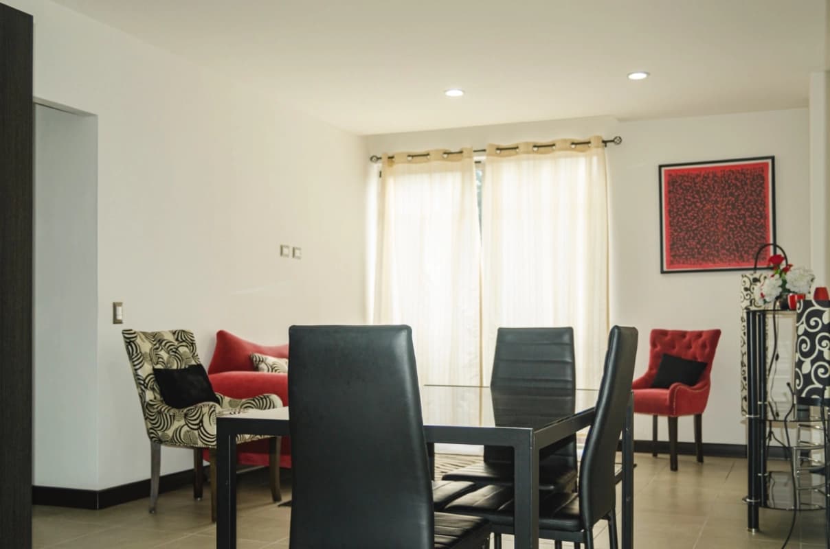 Apartamento amueblado de 2 habitaciones en Destiny Sky Homes, CES