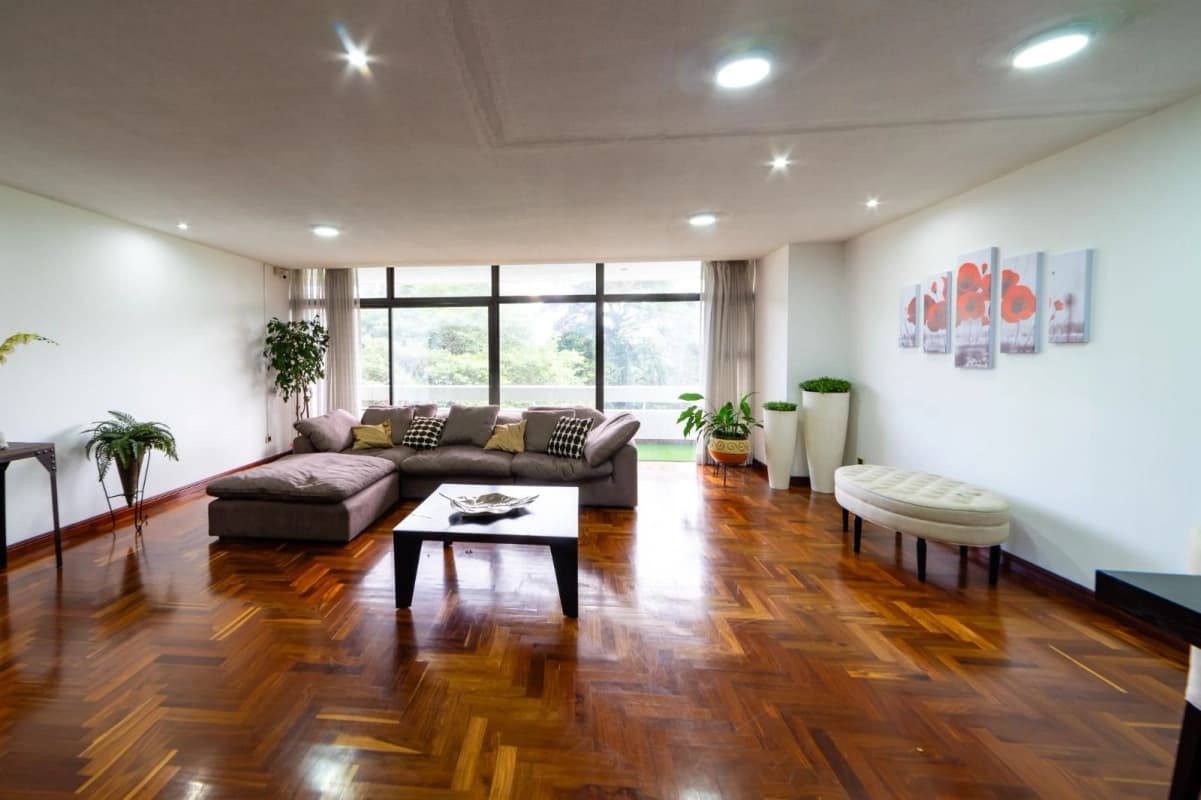 APARTAMENTO EN VENTA EN ZONA 14