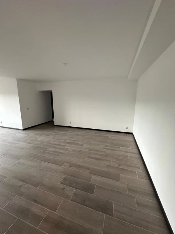 Apartamento en renta Edificio Segheria zona 14 sector la villa