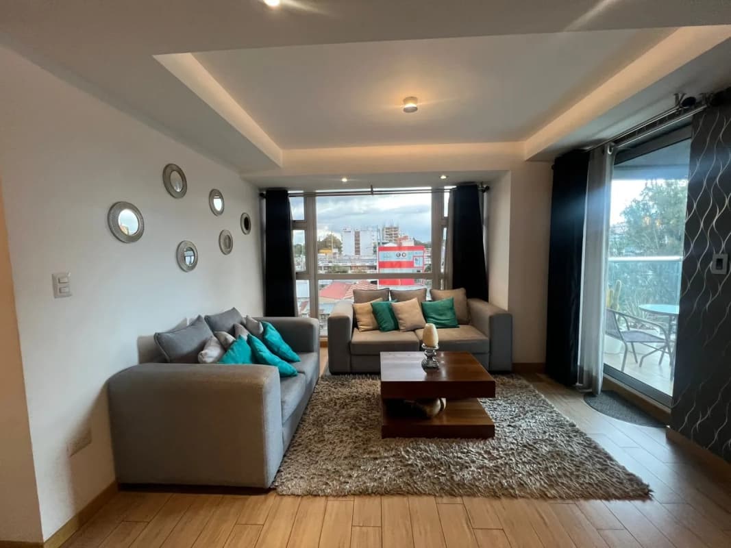 APARTAMENTO AMUEBLADO EN VENTA ZONA 10