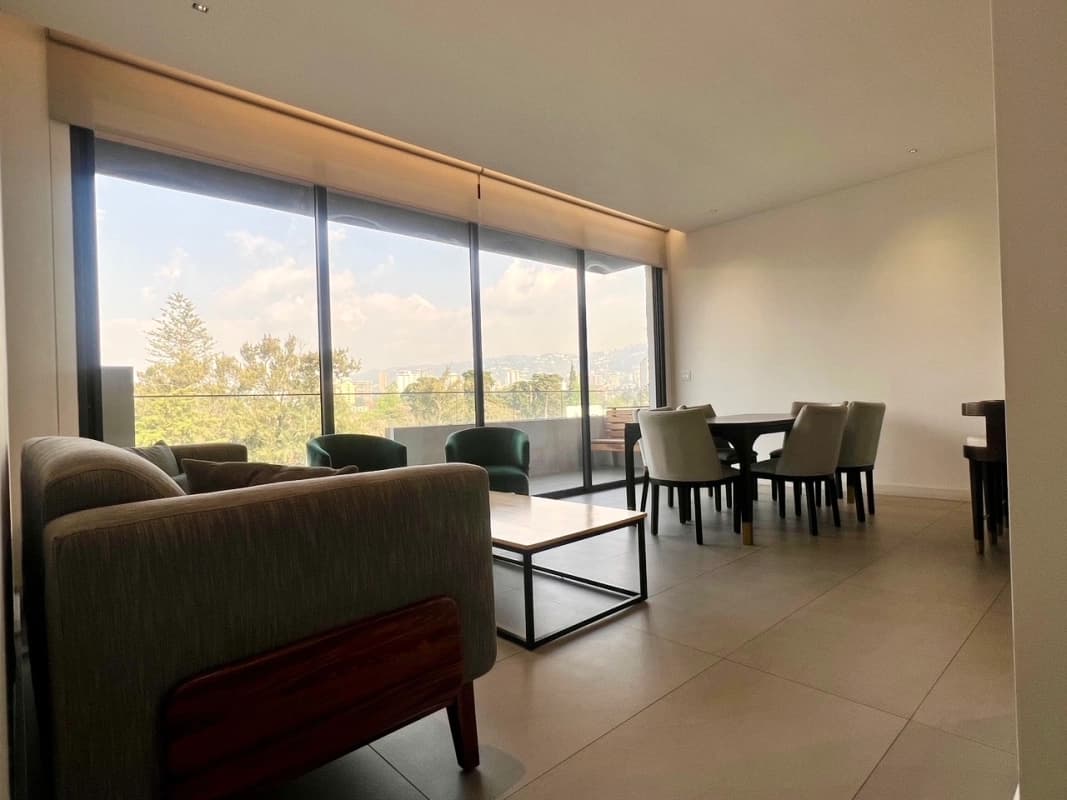 VENDO LUJOSO APARTAMENTO AMUEBLADO EN OAKLAND, zona 10
