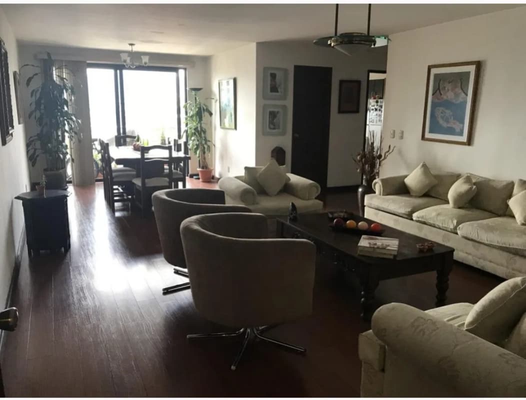 AMPLIO APARTAMENTO EN VENTA, EDIFICIO VIVALDI ZONA 14