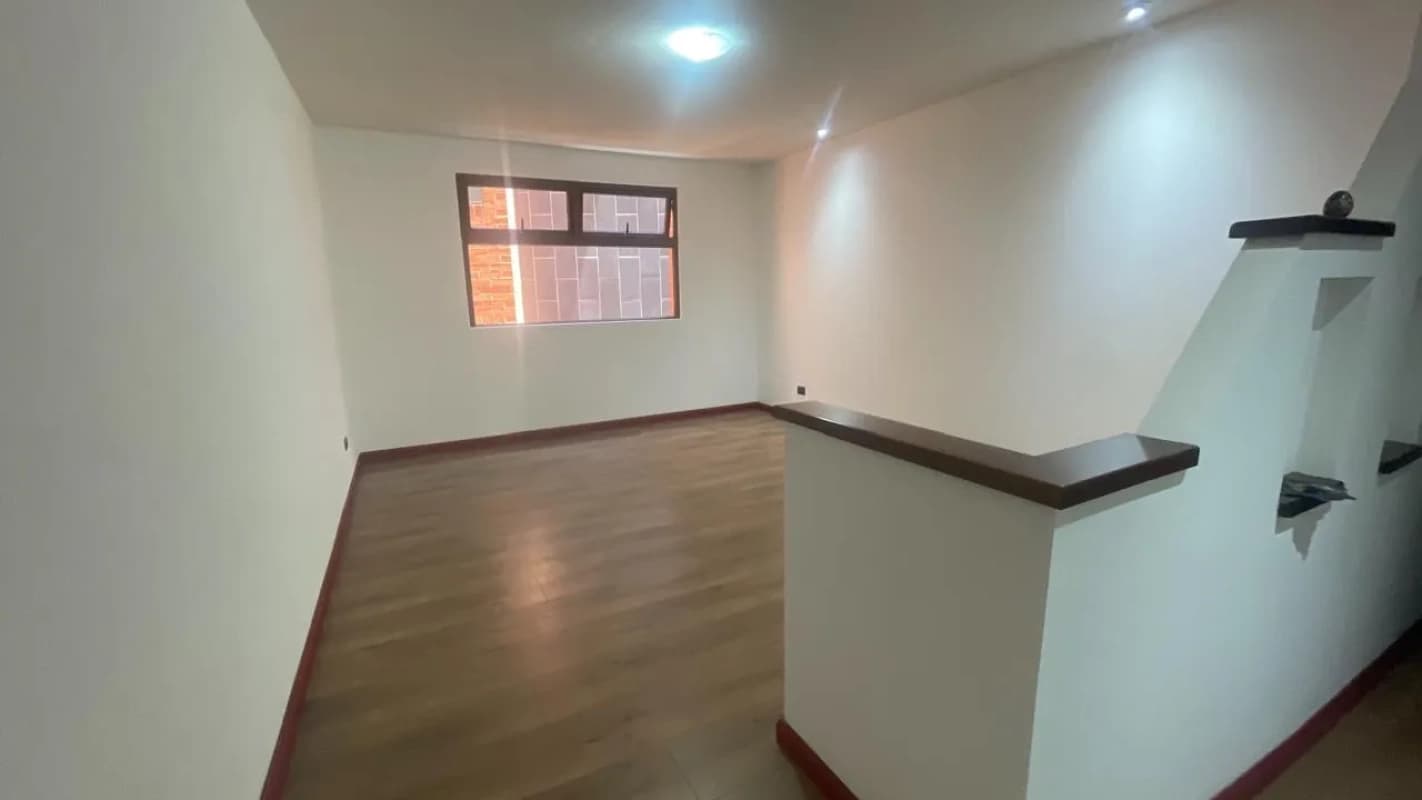 Lindo apartamento en renta en zona 16 Colonia La Montaña