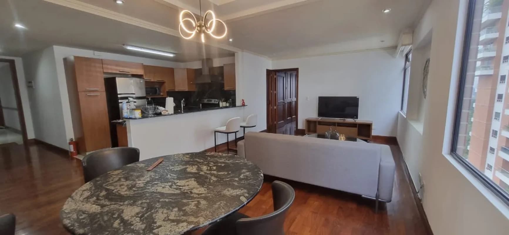 Apartamento en Venta Amueblado Zona 14