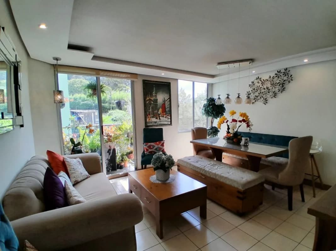 APARTAMENTO EN VENTA CON MEJORAS EN ALTOS DE SABANA, ZONA 17