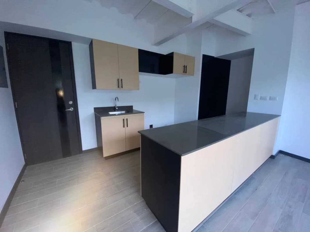Bonito Apartamento en Renta en Zona 16