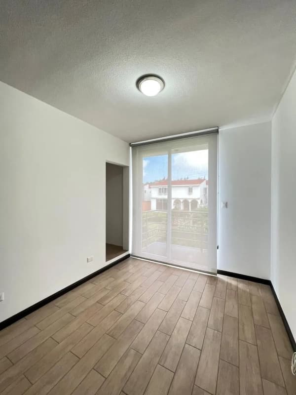 APARTAMENTO EN RENTA KM19.5 CARRETERA A FRAIJANES CAES
