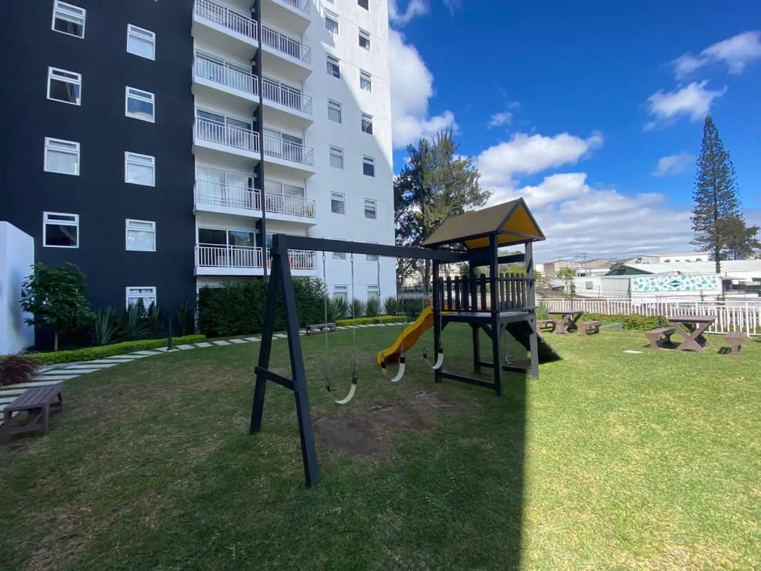 Venta Apartamento, Zona 13, Edificio Torre Pamplona, 14 Calle