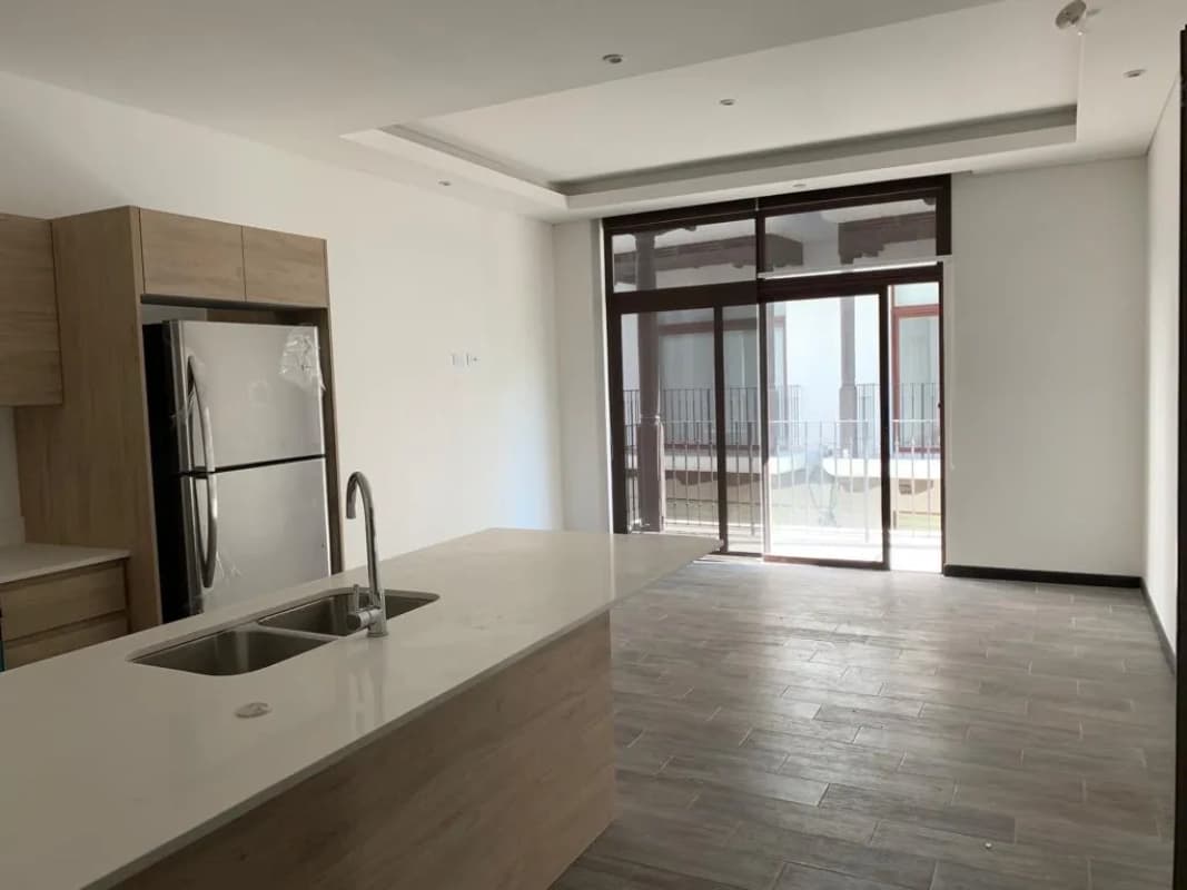 Renta Apartamento en Lirios de Cayala