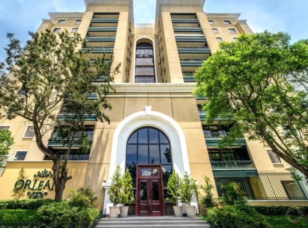 Zona 15, edificio Orleans