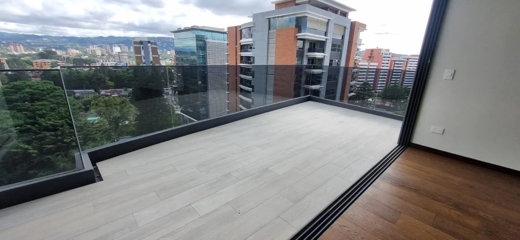 Apartamento en Venta para Estrenar Edificio Zona 10