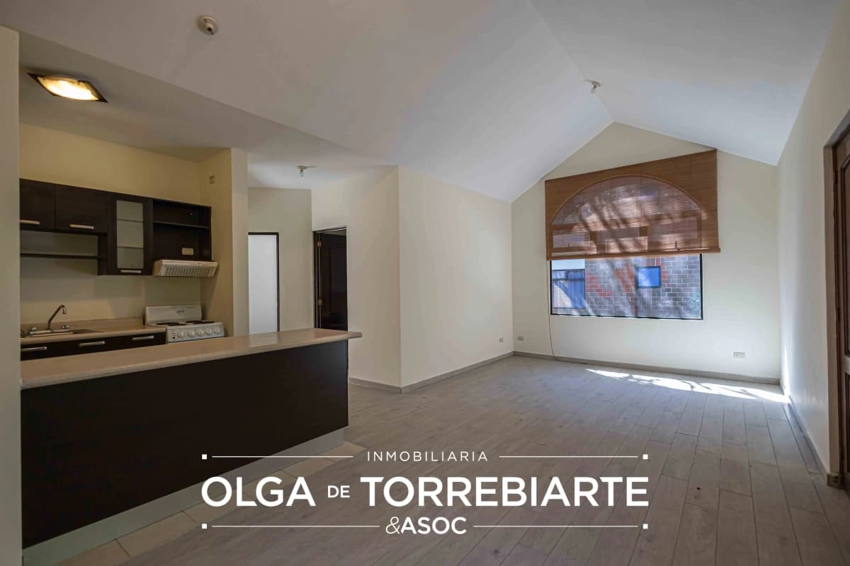 Apartamento en Villas Tiepolo, Carretera a El Salvador