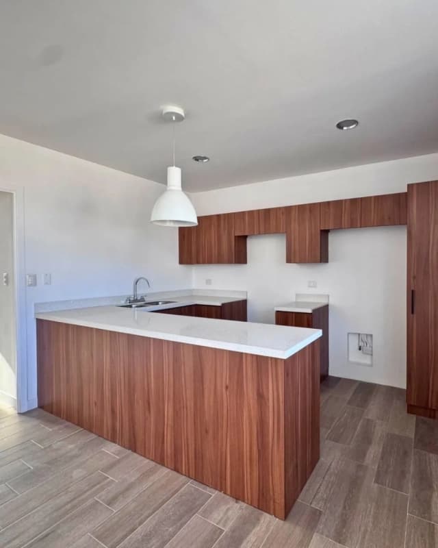 APARTAMENTO EN RENTA EN ZONA 16, HACIENDA REAL PARA ESTRENAR