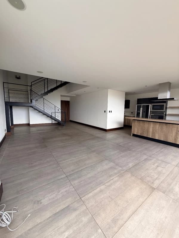 Lindo apartamento de doble altura , zona 16, Cayala