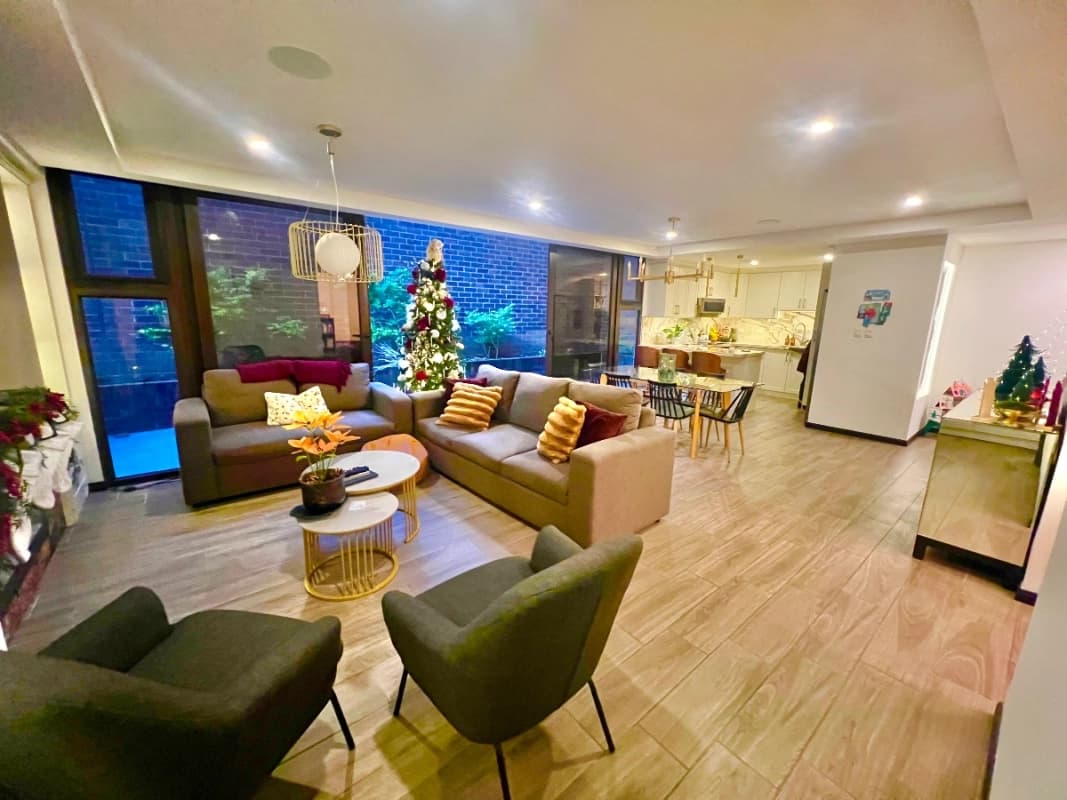Apartamento con terraza y jardin 4 hab