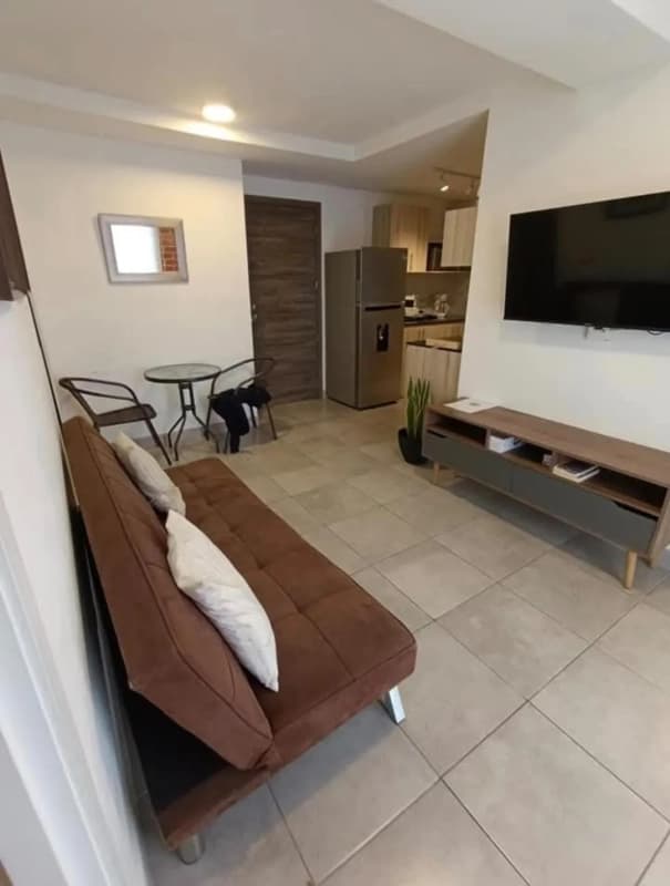 APARTAMENTO EN RENTA EN EDIFICIO MODRA ZONA 4