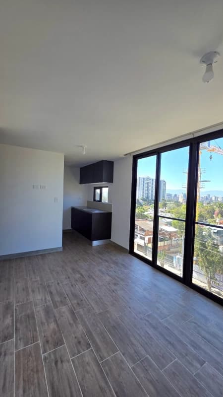 Apartamento en renta en zona 15 VHll pequeño nuevo