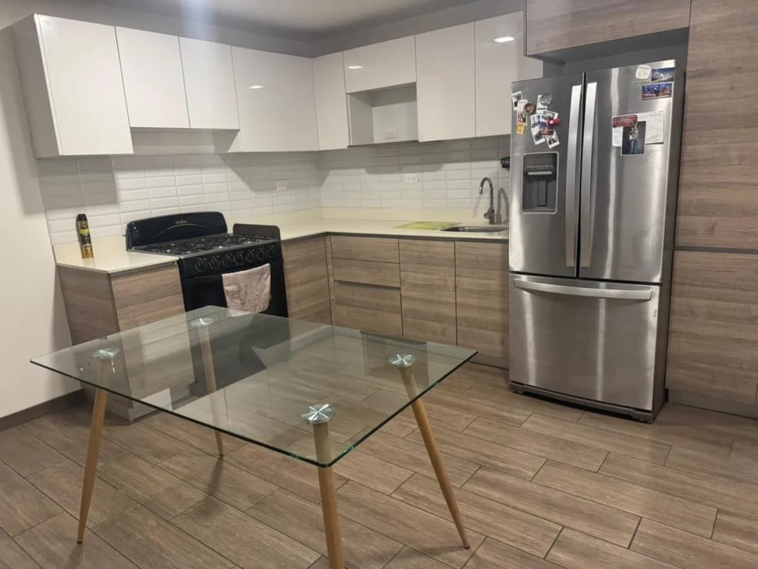 ALQUILER DE APARTAMENTO EN PRADERA VISTARES ZONA 12