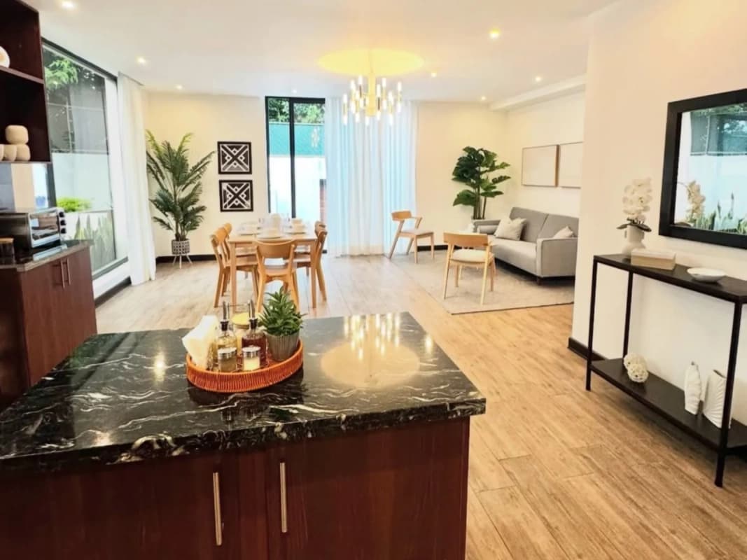 Apartamento amueblado en La Eskina, Zona 15