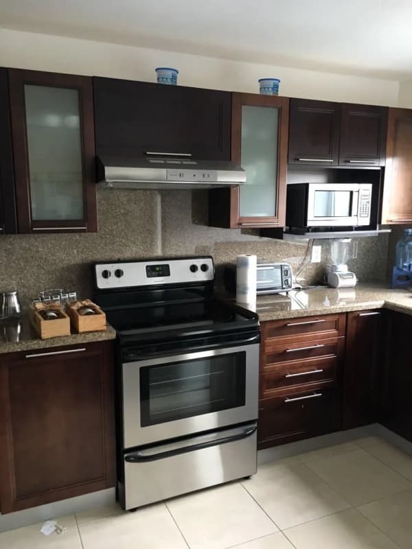 ALQUILER DE APARTAMENTO AMUEBLADO EN ZONA 14