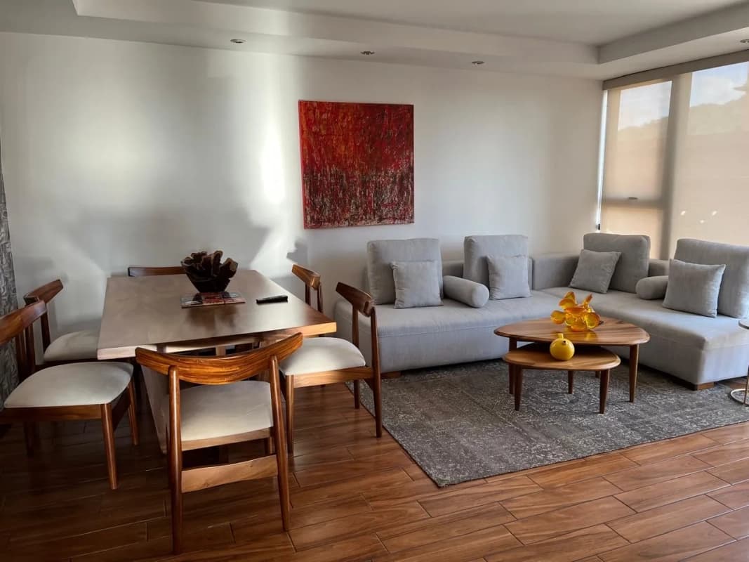 Apartamento Amueblado y Equipado en venta, Edificio El Doral, zona 15, VH1