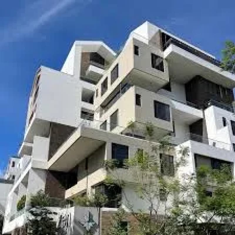 APARTAMENTO DOBLE ALTURA EN VENTA – ZEN CAYALÁ | ZONA 16