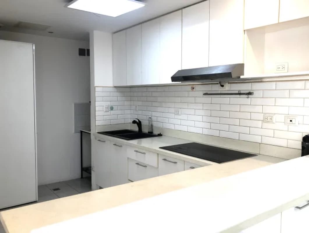 Vendo Apartamento Con Patio en Di Fiori Zona 7