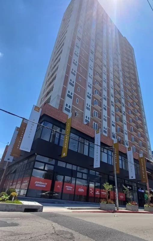 🏢 APARTAMENTO EN VENTA – ZONA 10 🏢 📍 Edificio Fiamene