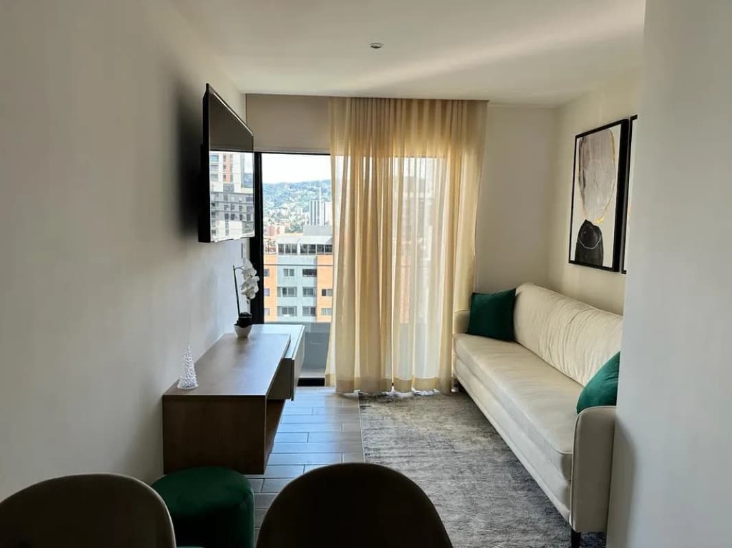 Apartamento amueblado zona 10