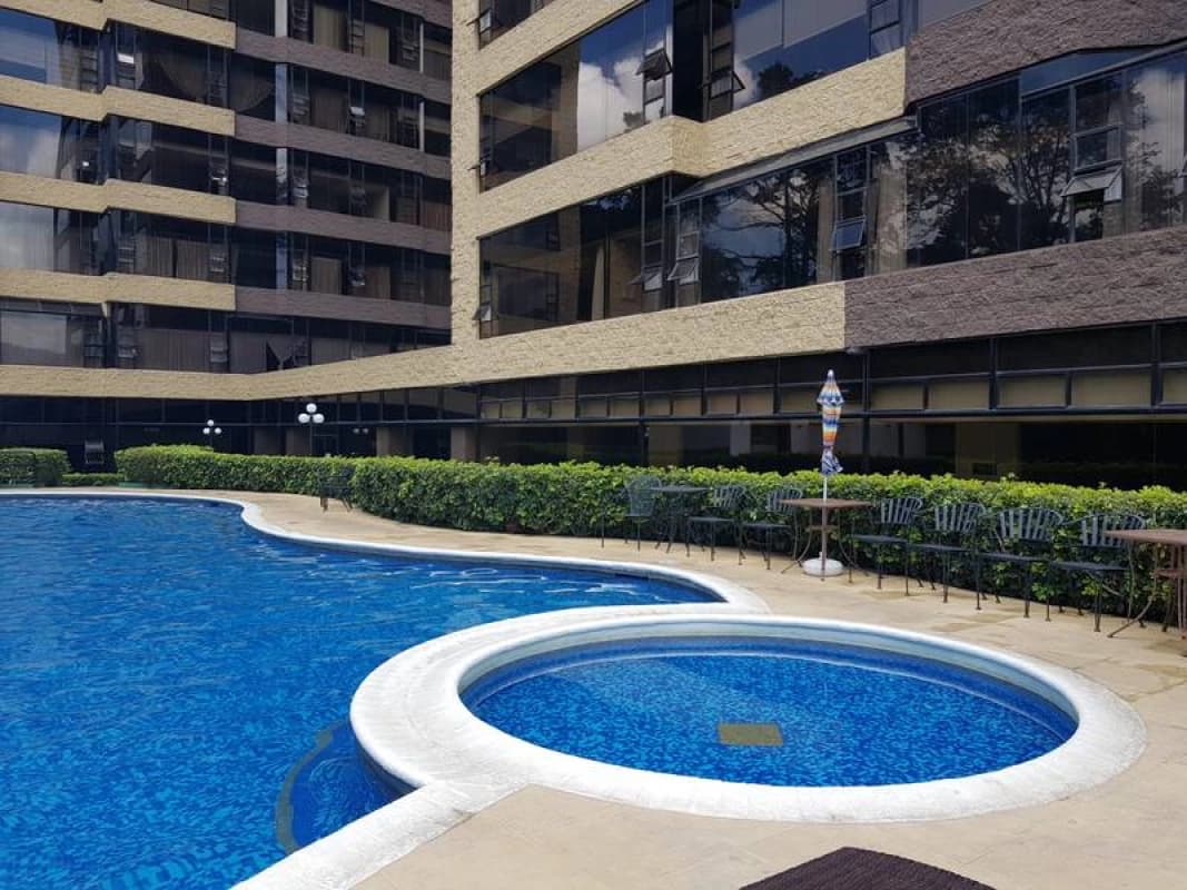 Milenia zona 10, Apartamento en venta