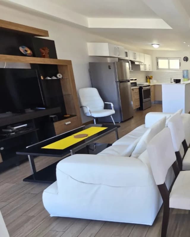 APARTAMENTO EN VENTA ZONA 10, CITY HAUS. NIVEL ALTO