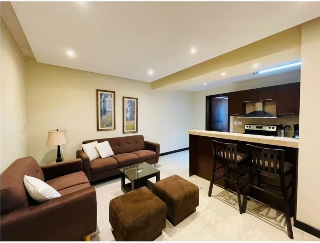 Apartamento amueblado en Zona 14