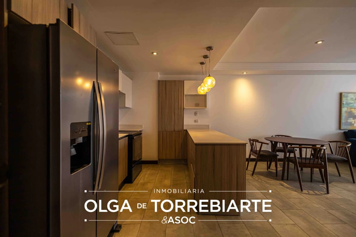 Apartamento en Jardines del Acueducto, Zona 10