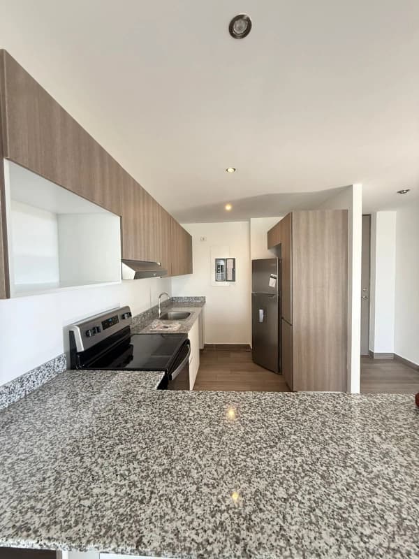 APARTAMENTO EN ALQUILER VH3