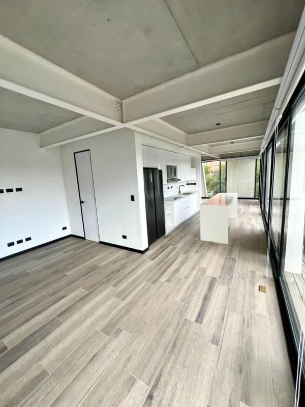 RENTA DE APARTAMENTO TIPO LOFT – Edificio Sync, Zona 15 VH III*