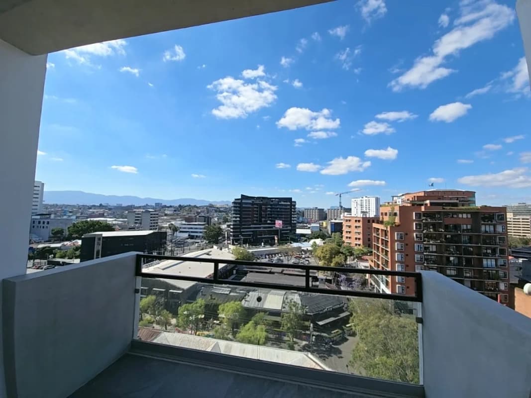 Rento apartamento 4 Grados Norte, Zona 4, Q6000