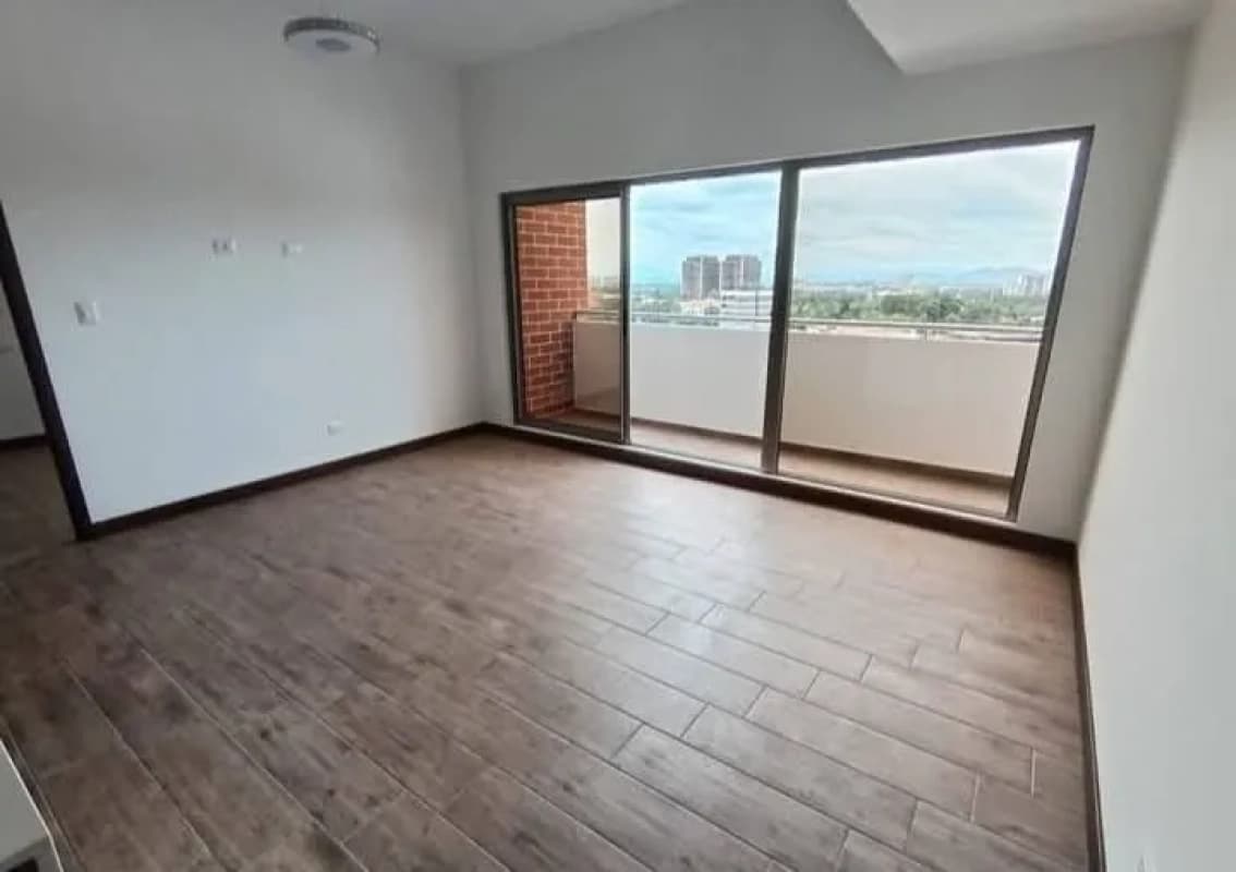 Apartamento en alquiler, Edificio Casalini Diagonal, zona 10
