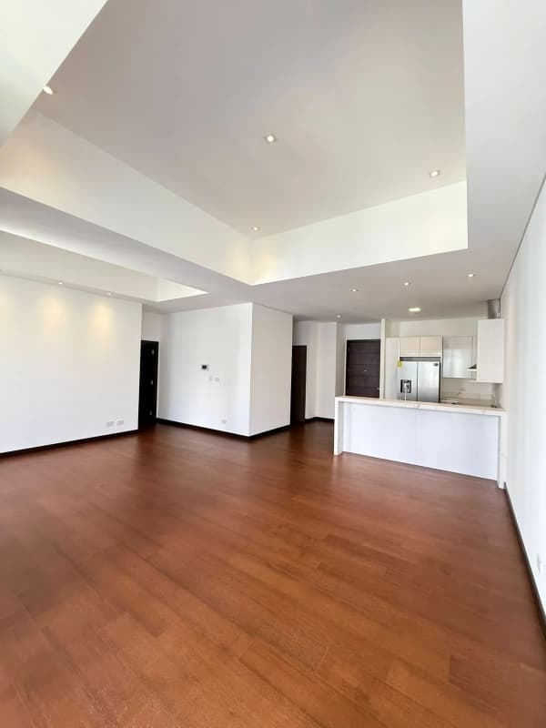 Alquilo moderno apartamento en Nogales Cayala, Z.16