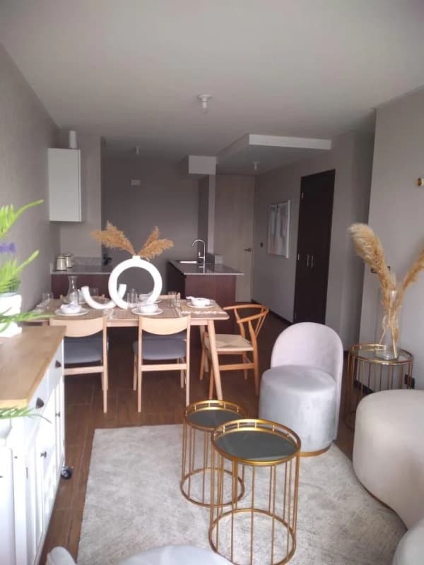 Apartamento en renta Vertical once colonia Toledo zona  11
