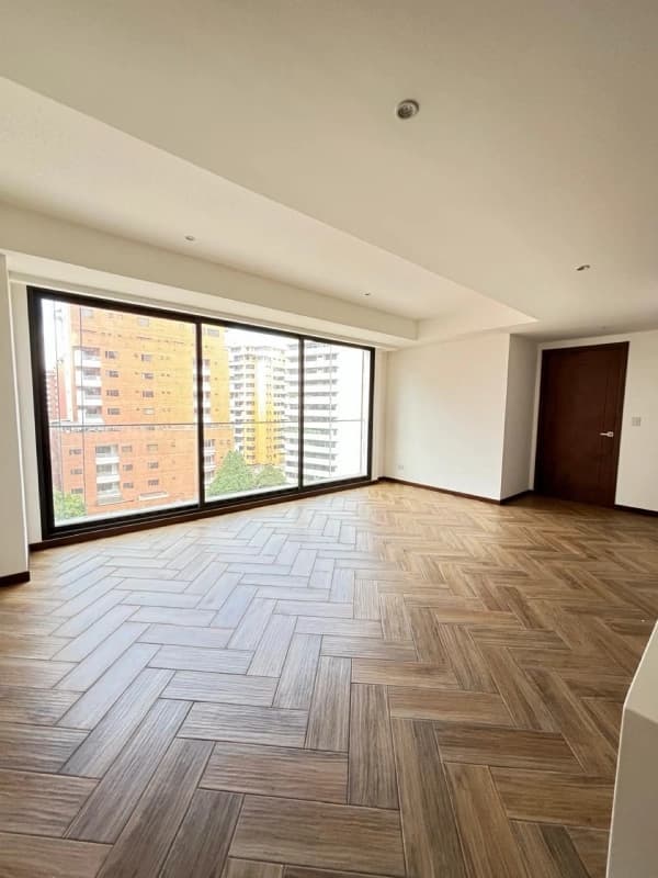 Lindo apartamento en Esificio Naori en renta, zona 10
