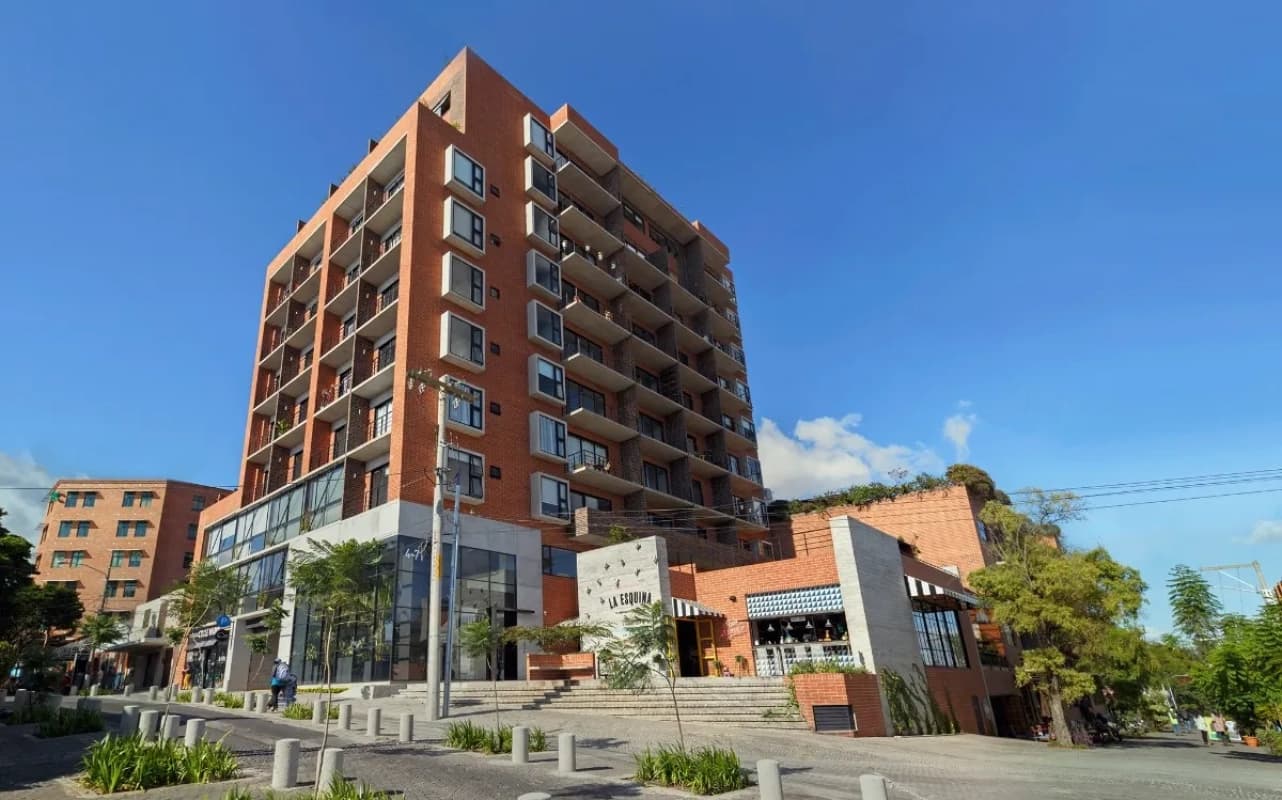 Apartamento amueblado en venta 4 Grados Norte, zona 4