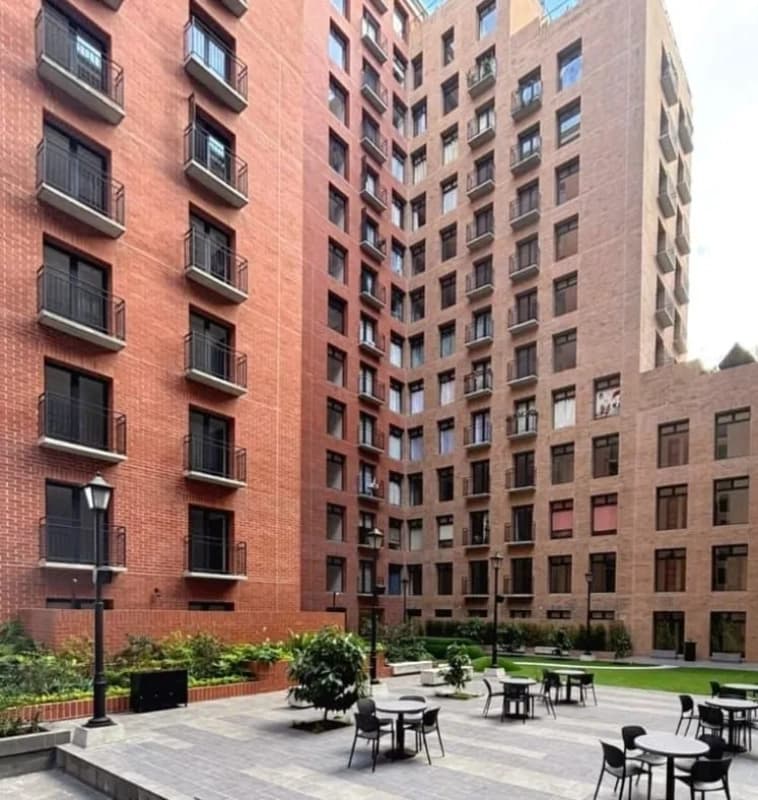 Apartamento con excelente ubicación en alquiler, Edificio Céntrico, Zona 5
