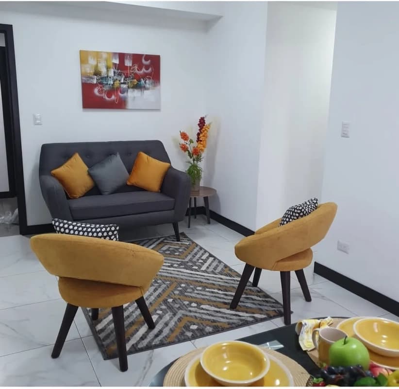Cómodo y espacioso apartamento en zona 15 Vista Hermosa 1