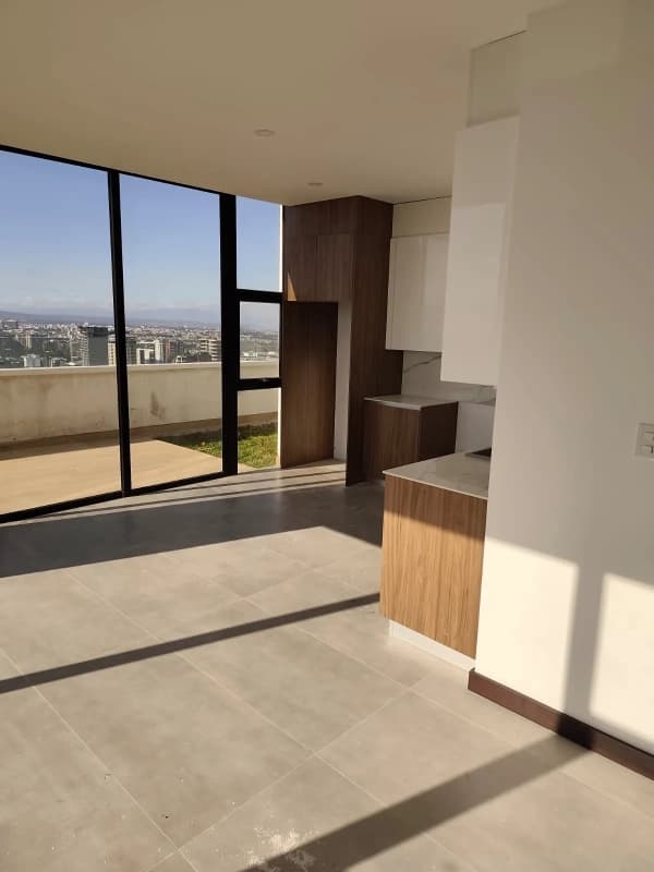 *Moderno Penthouse de 2 hab con jardín para estrenar, en venta en Vista Hermosa II, zona 15.  Vistas espectaculares*