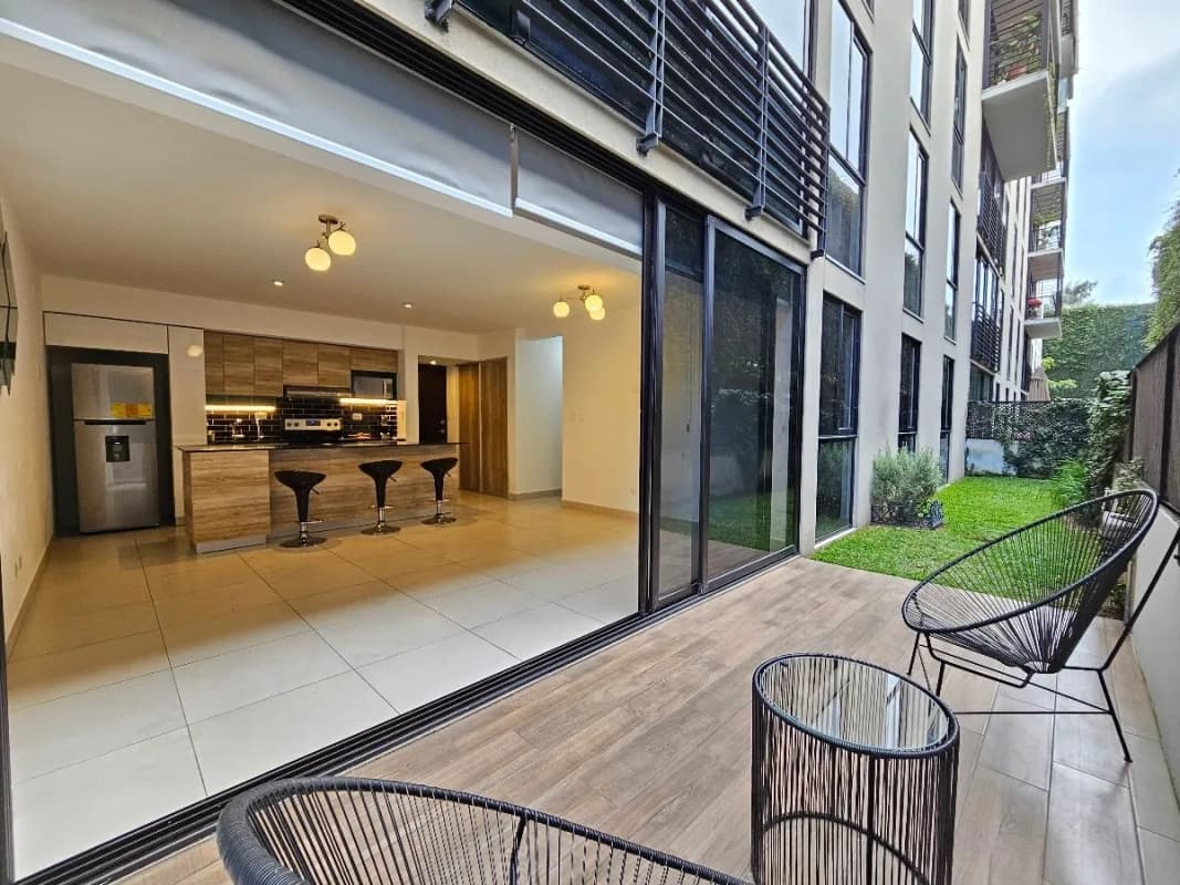 *Venta Apartamento con jardín BE14, Z14, por La Villa*